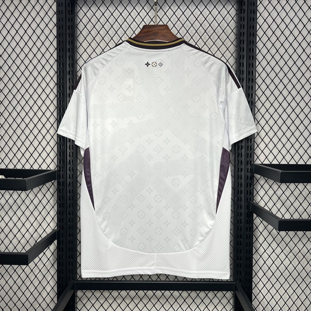 REAL MADRID LV EDICION CO MARCA 24/25 - Bota de Oro Tienda