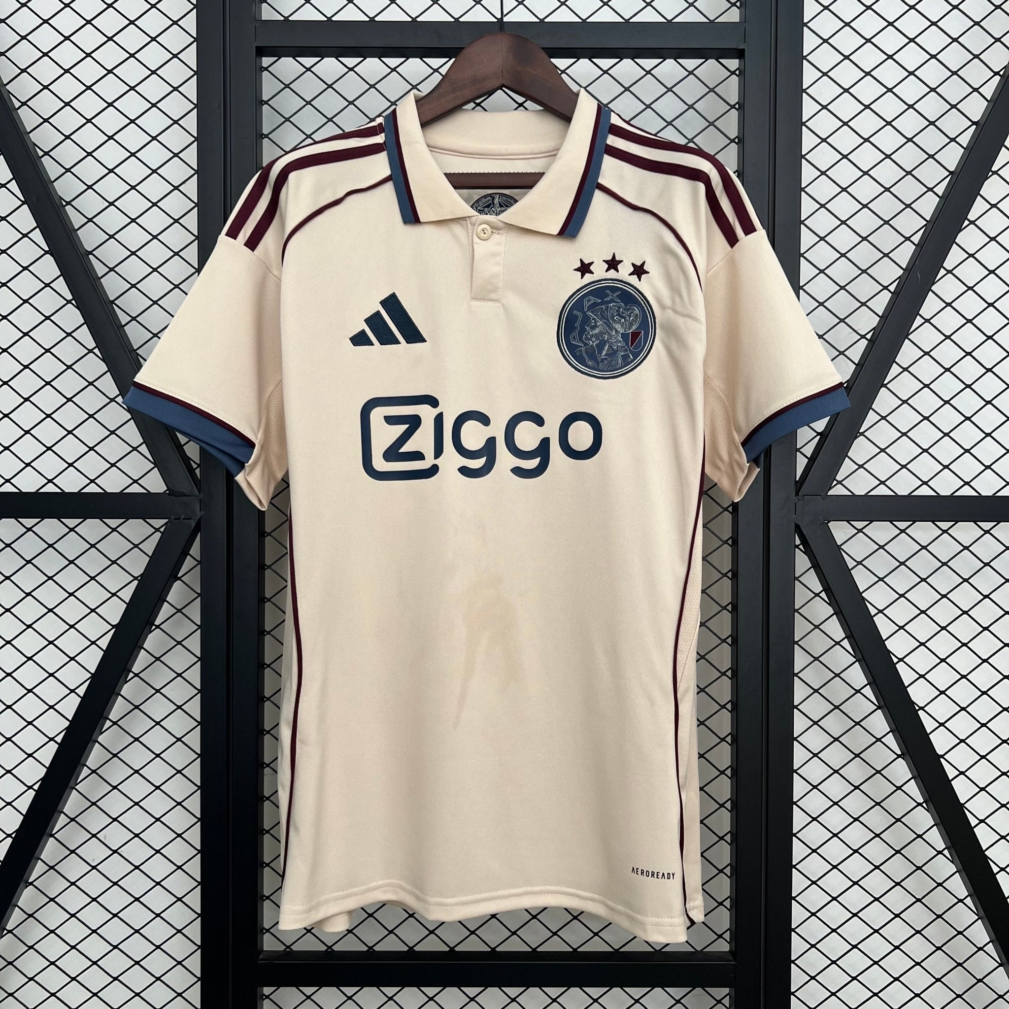AJAX TERCERA EQUIPACIÓN 25/26 HOMBRE - Bota de Oro Tienda Imagen principal del producto