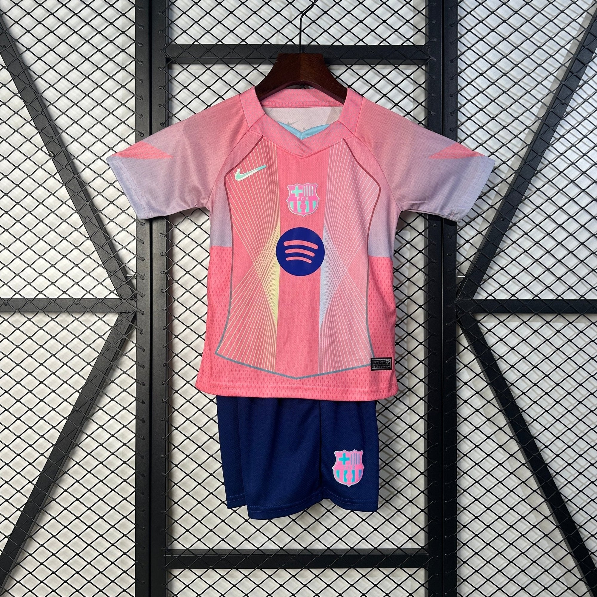 BARCELONA EDICION ESPECIAL 25/26 CONJUNTO INFANTIL - Bota de Oro Tienda