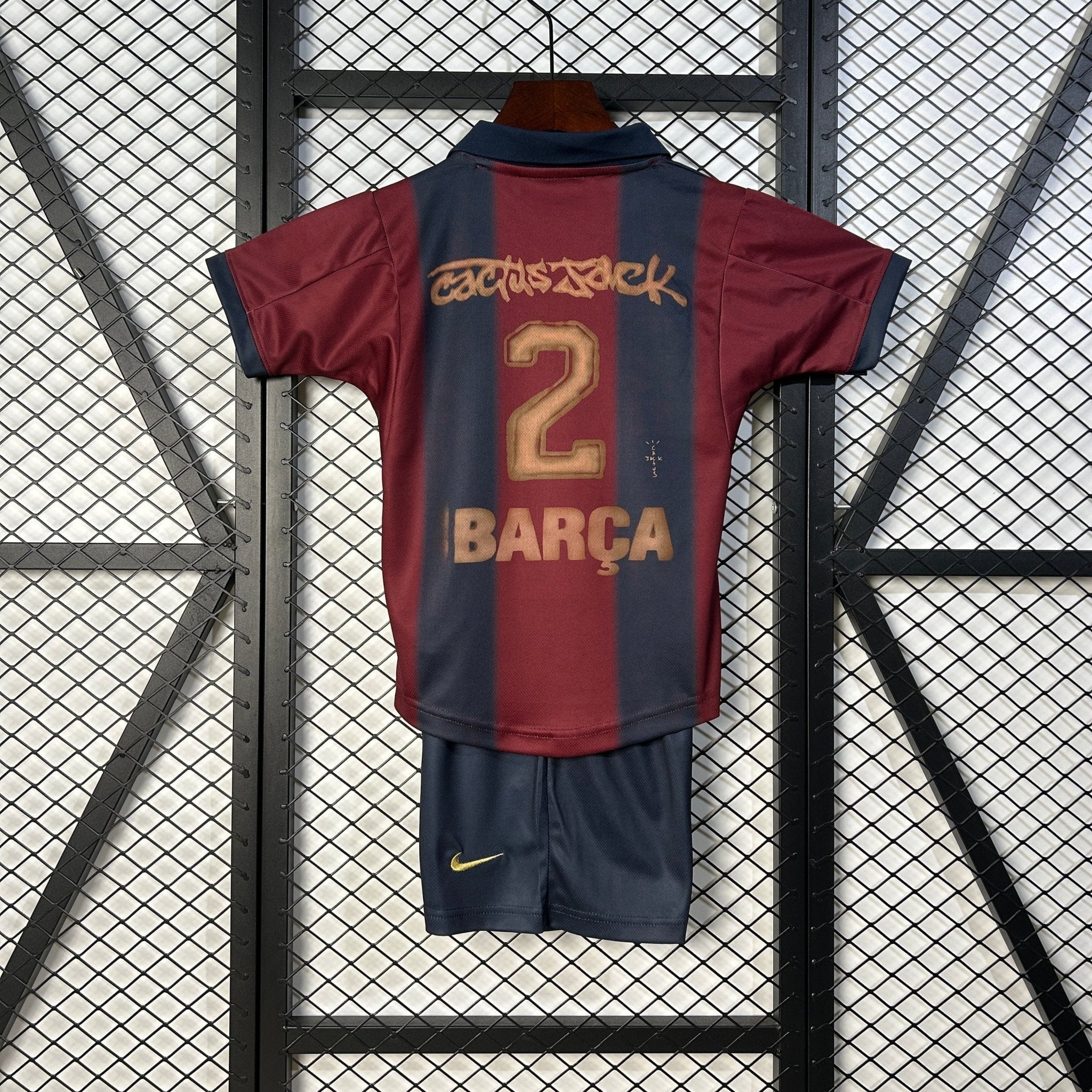 BARCELONA EDICION ESPECIAL TRAVIS 25/26 NIÑOS - Bota de Oro Tienda