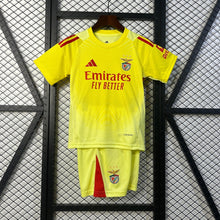 BENFICA EQUIPACIÓN PORTERO 25/26 NIÑOS - Bota de Oro Tienda