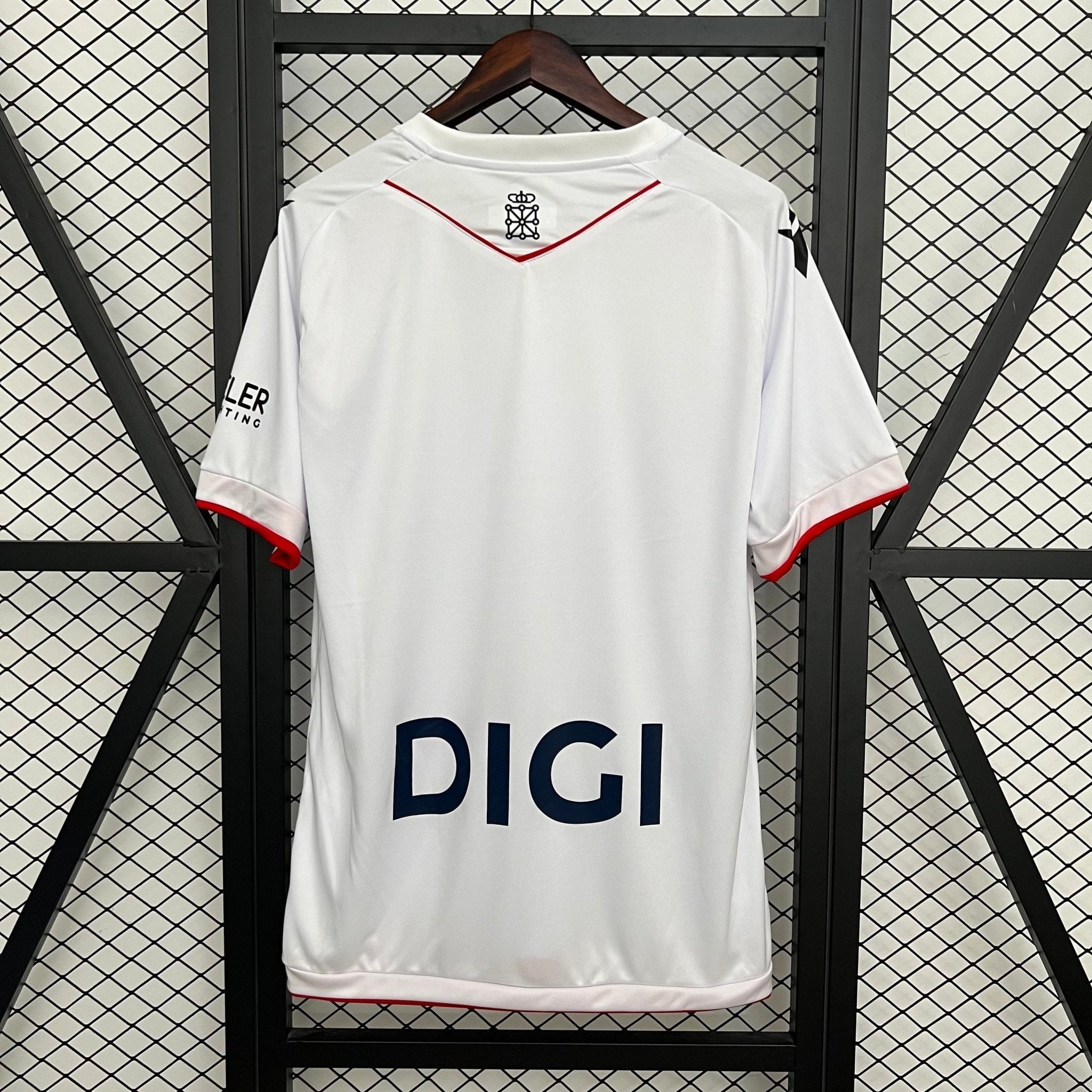 CAMISETA OSASUNA TERCERA EQUIPACIÓN 25/26 HOMBRE - Bota de Oro Tienda