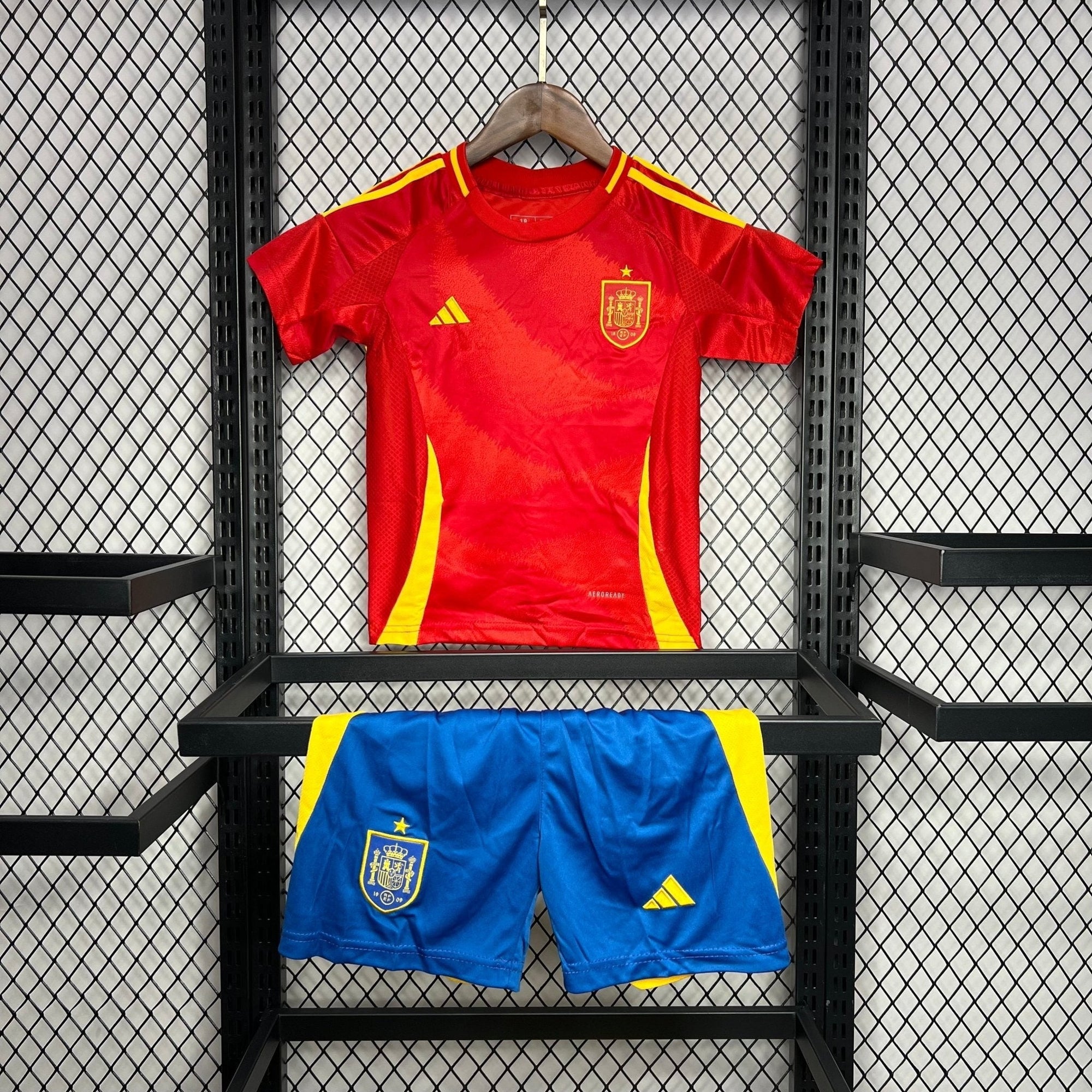 ESPAÑA PRIMERA EQUIPACIÓN 24/25 NIÑOS - Bota de Oro Tienda
