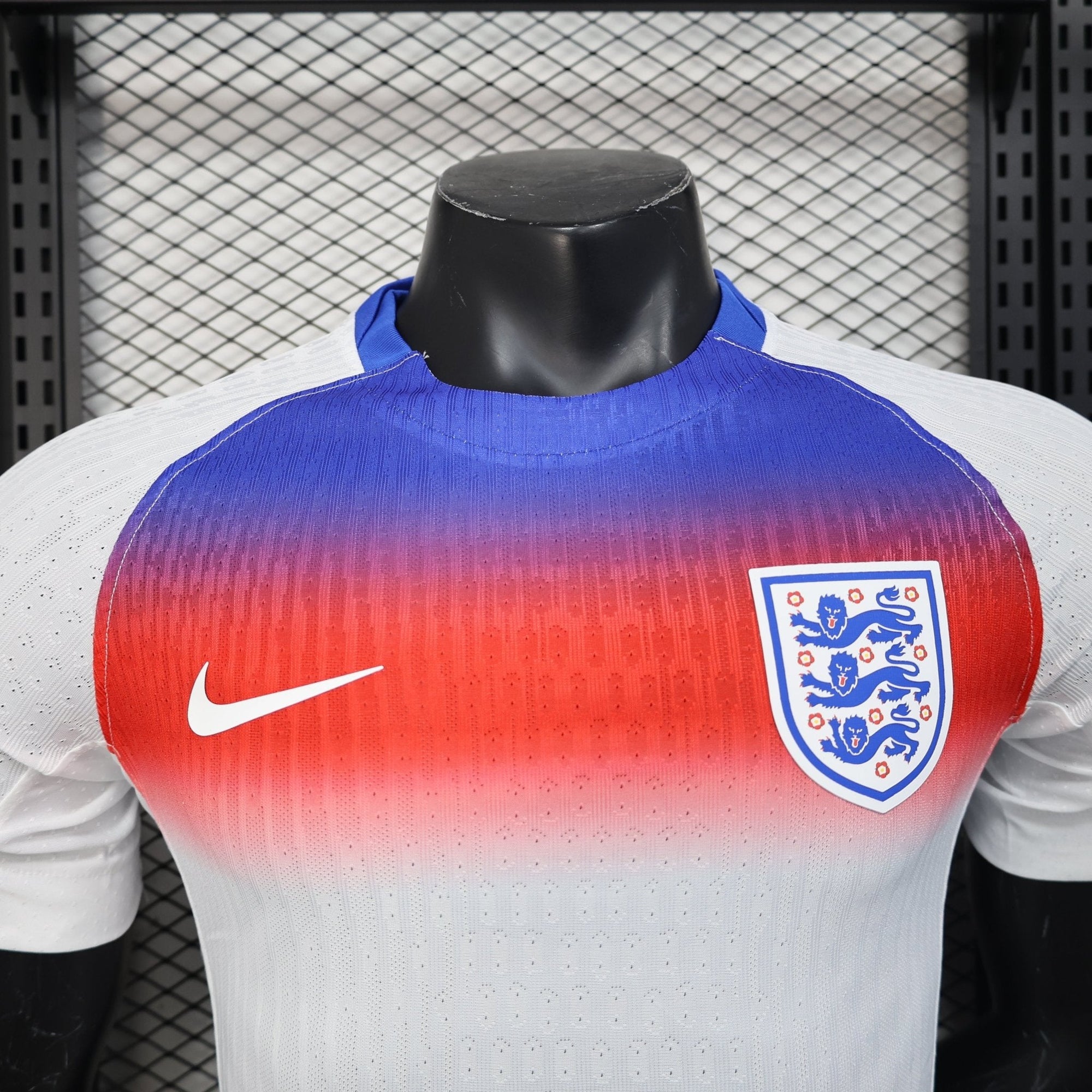 INGLATERRA PRIMERA EQUIPACIÓN 25/26 (VERSIÓN JUGADOR) - Bota de Oro Tienda