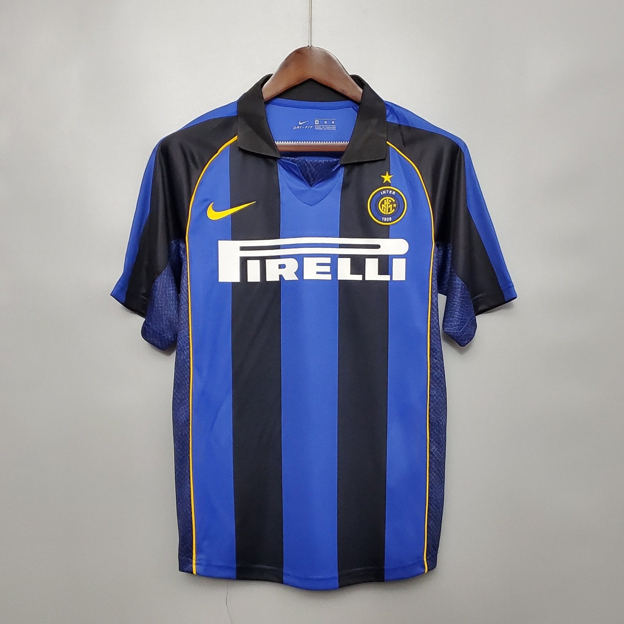 INTER DE MILAN III 01/02 HOMBRE (RETRO) - Bota de Oro Tienda