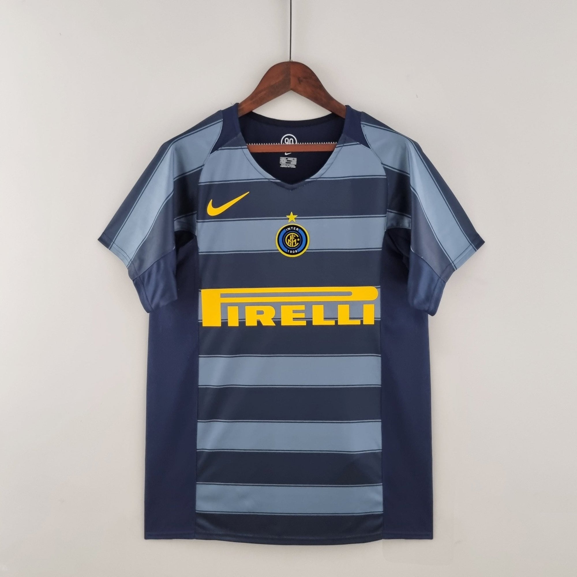 INTER DE MILAN XV 04/05 HOMBRE (RETRO) - Bota de Oro Tienda