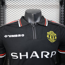 MANCHESTER UNITED EQUIPACIÓN ESPECIAL 25/26 (VERSIÓN JUGADOR) - Bota de Oro Tienda
