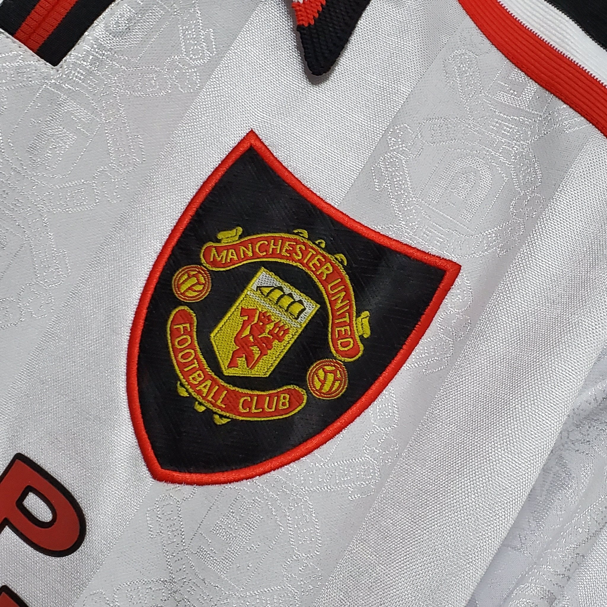 MANCHESTER UNITED I 97/98 HOMBRE (RETRO) - Bota de Oro Tienda