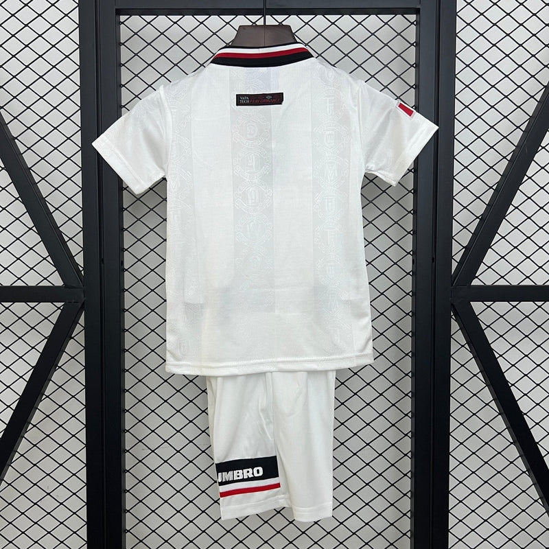 MANCHESTER UNITED SEGUNDA EQUIPACIÓN 97/98 NIÑOS RETRO - Bota de Oro Tienda