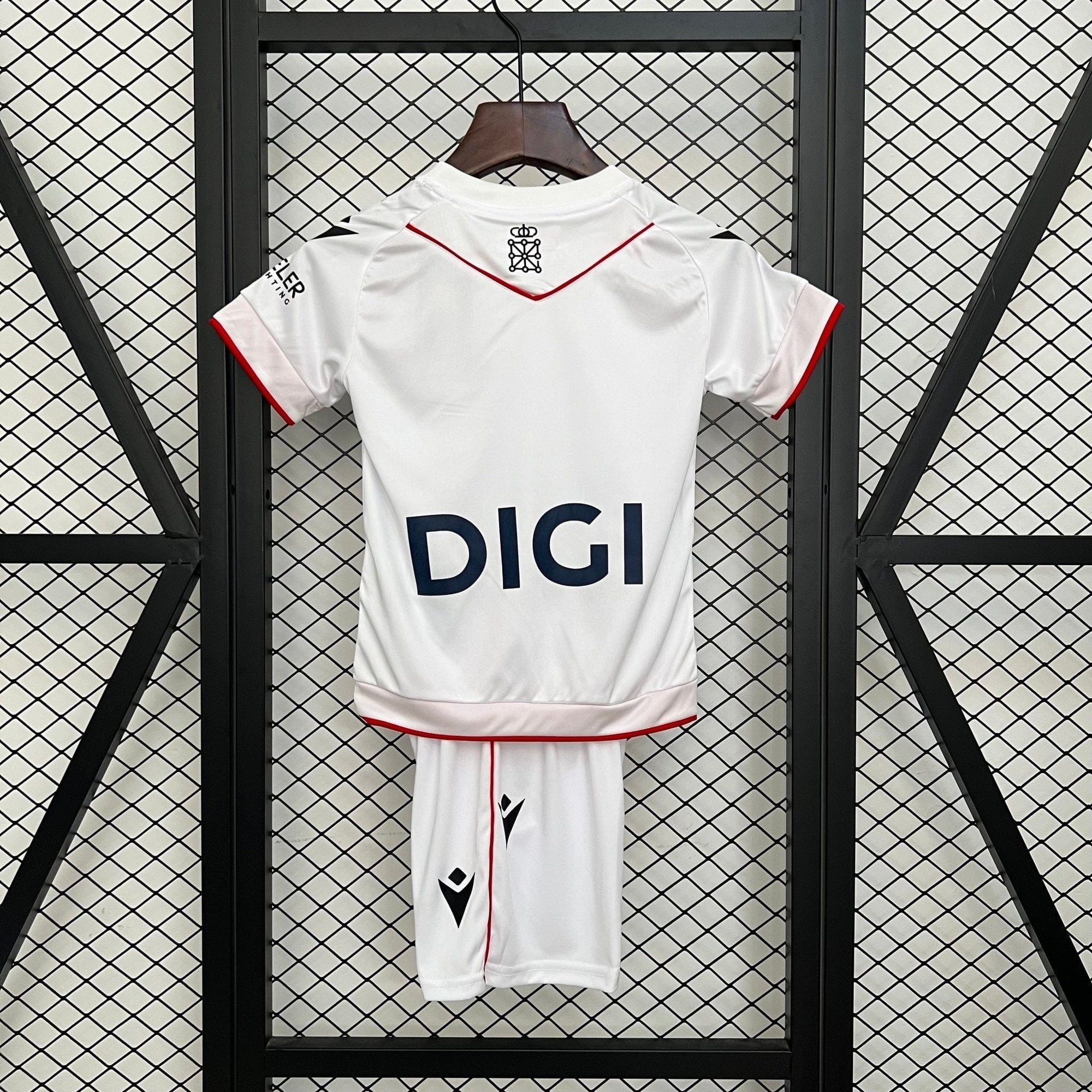 OSASUNA TERCERA EQUIPACIÓN 25/26 NIÑOS - Bota de Oro Tienda