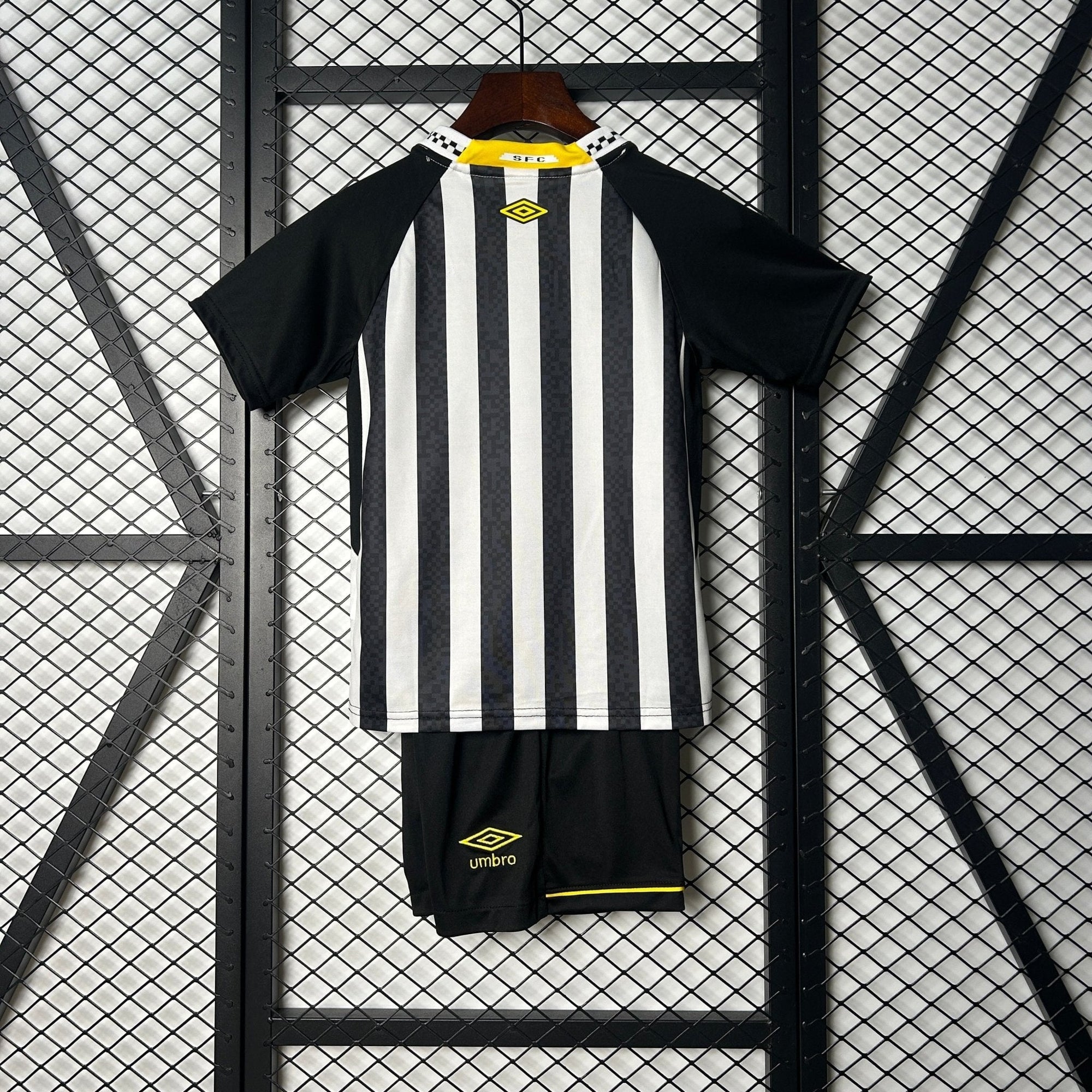 SANTOS SEGUNDA EQUIPACIÓN 25/26 NIÑOS - Bota de Oro Tienda