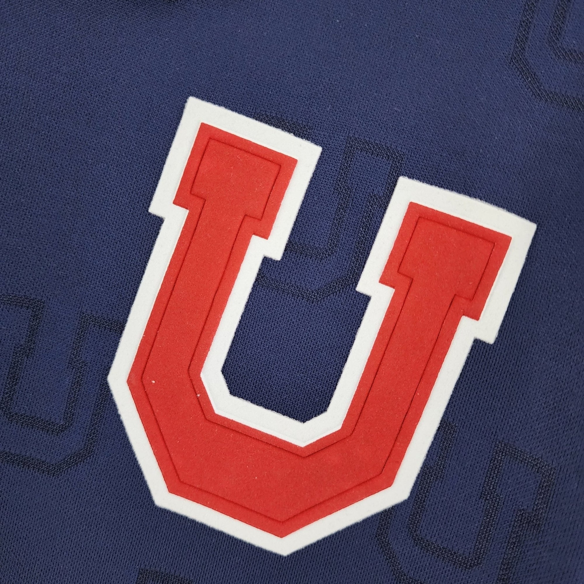 UNIVERSIDAD DE CHILE I 98 MANGA LARGA HOMBRE (RETRO) - Bota de Oro Tienda