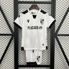 VITORIA SC PRIMERA EQUIPACIÓN 25/26 NIÑOS - Bota de Oro Tienda